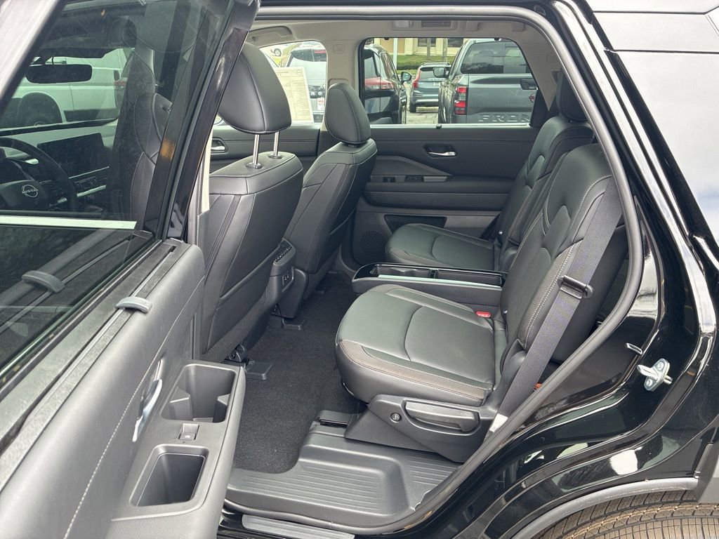 New 2026 Nissan Pathfinder SL w/ SL Premium Package AWD/4WD image 26