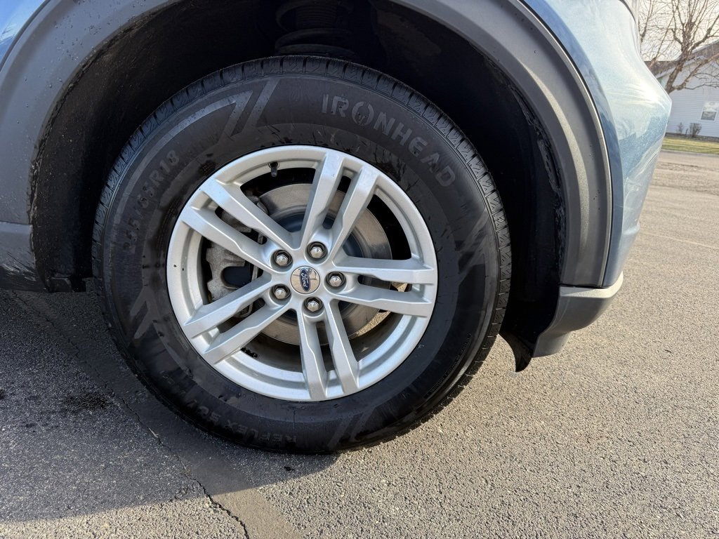 Certified 2020 Ford Explorer XLT w/ Equipment Group 202A image 32