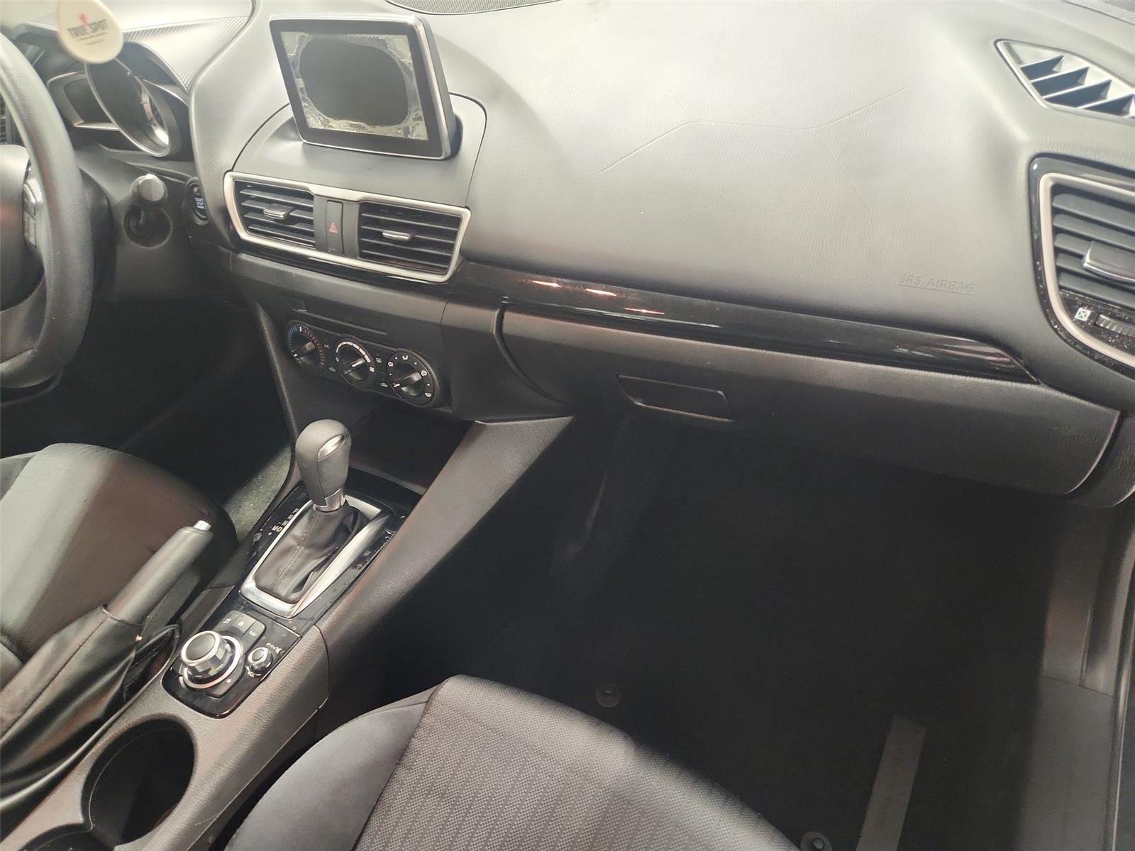 Used 2016 MAZDA MAZDA3 i Sport FWD image 26
