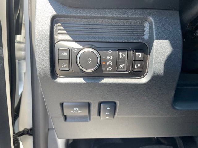 New 2026 Ford F350 Lariat w/ Black Appearance Package AWD/4WD image 17