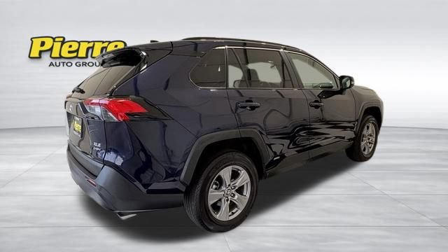 Used 2025 Toyota RAV4 XLE w/ Convenience Package AWD/4WD image 7
