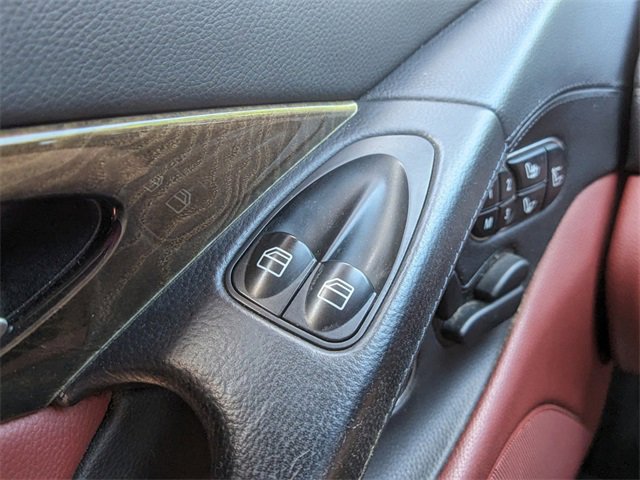 Used 2011 Mercedes-Benz SL 550 image 20