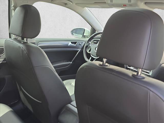 Used 2020 Volkswagen Golf 4-Door FWD image 24