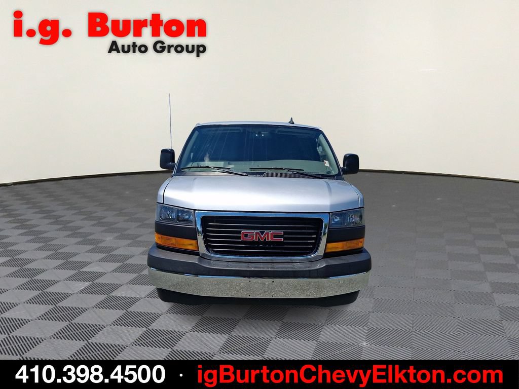Used 2019 GMC Savana 2500 Extended w/ Enhanced Convenience Package RWD image 2