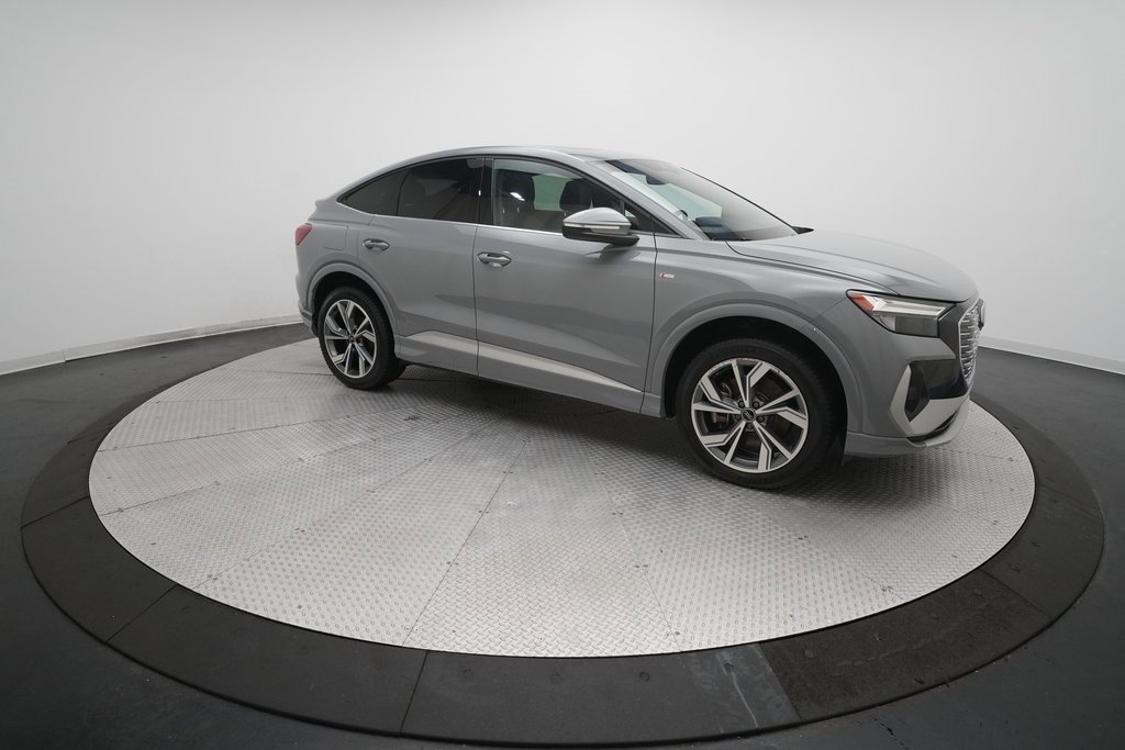 Used 2023 Audi Q4 e-tron Premium w/ Convenience Package image 6