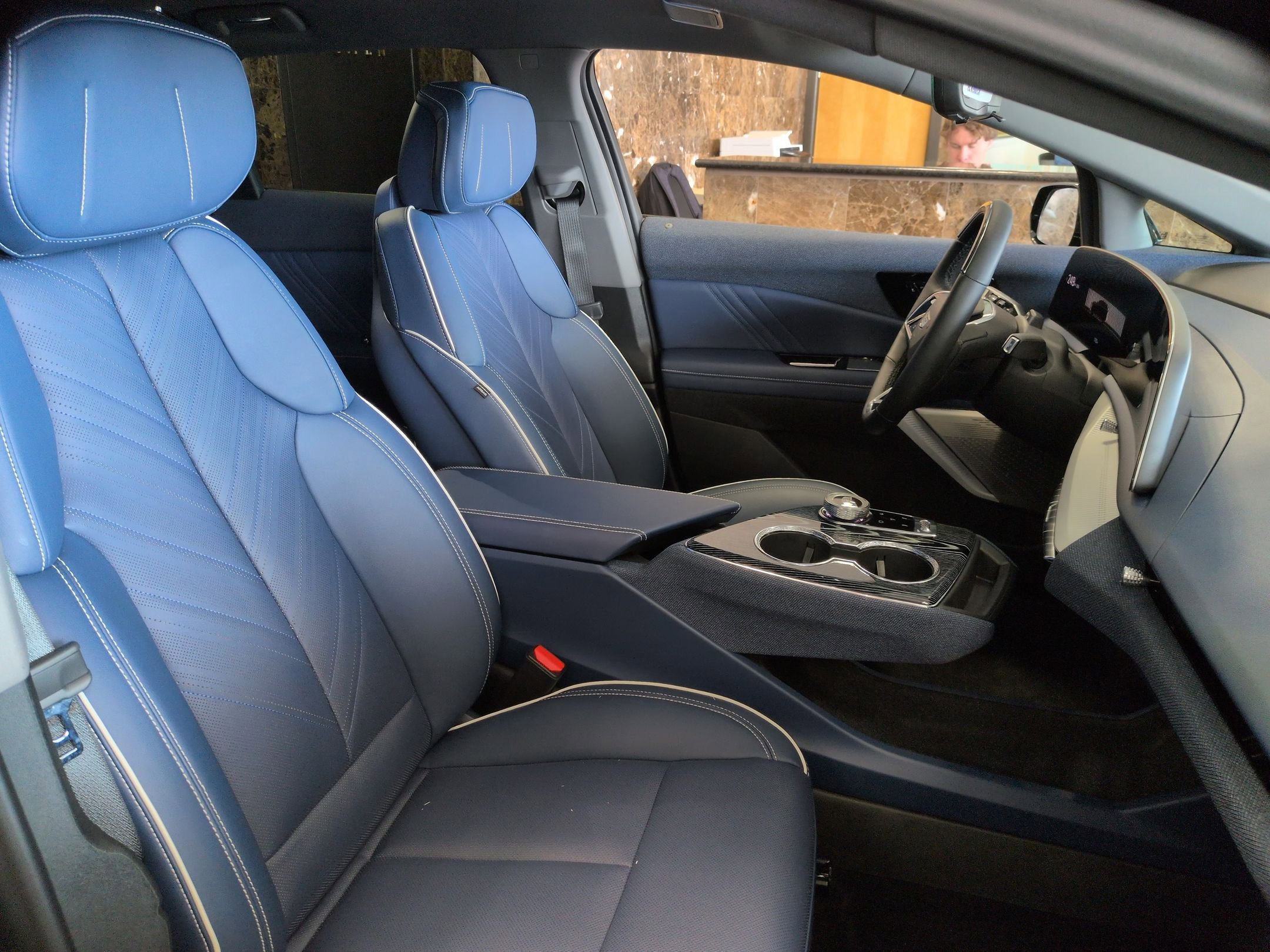 Certified 2025 Cadillac Optiq Sport 2 w/ LPO, Floor Liner Package image 27