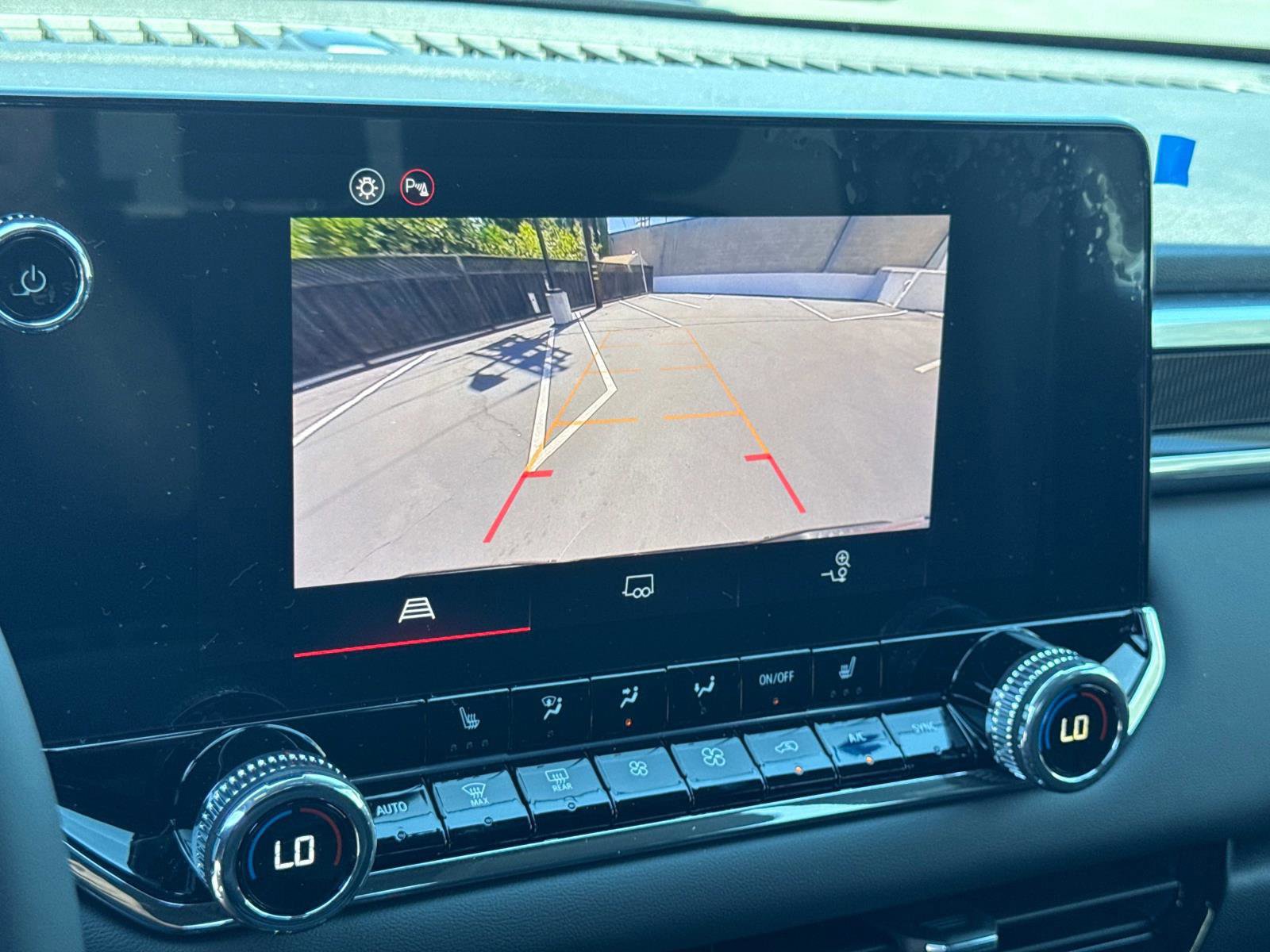 New 2025 GMC Canyon Elevation w/ Convenience Package image 14