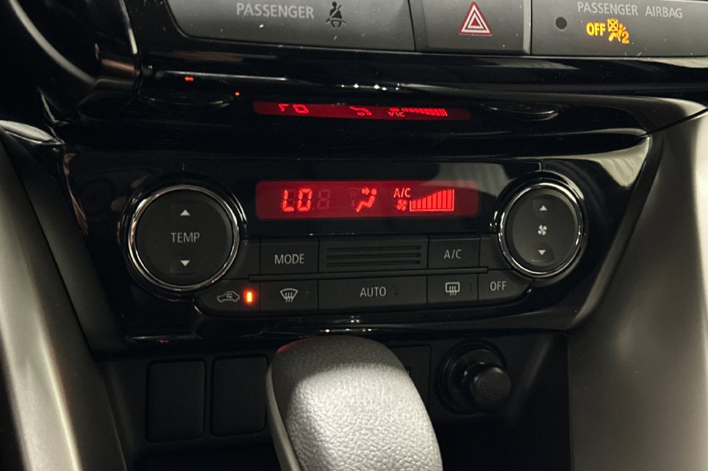 New 2026 Mitsubishi Eclipse Cross LE AWD/4WD image 22