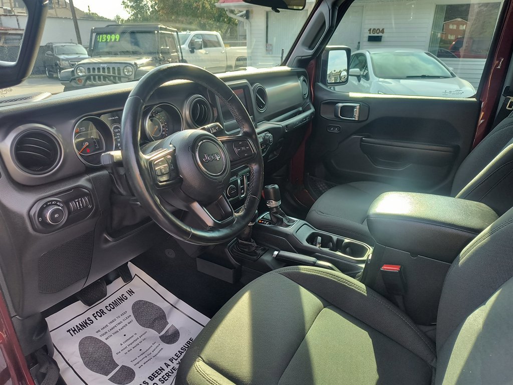Used 2021 Jeep Wrangler Sport image 15