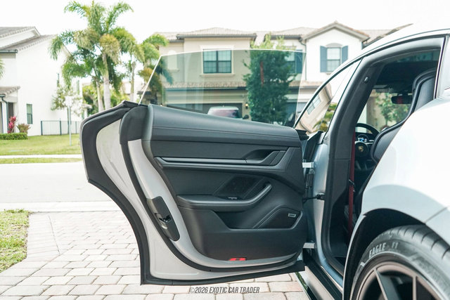 Used 2024 Porsche Taycan GTS image 43