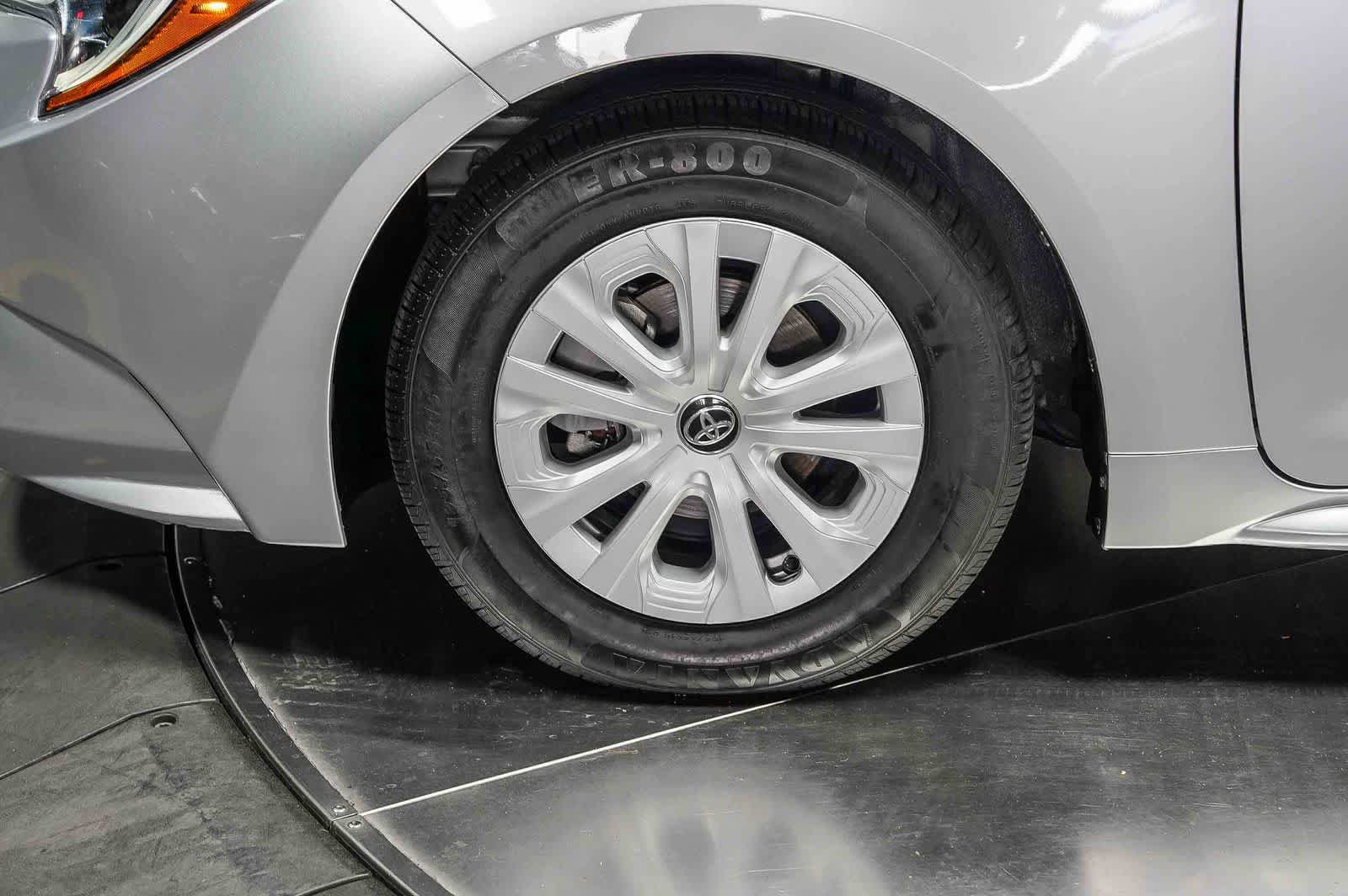 Certified 2022 Toyota Corolla LE FWD image 10