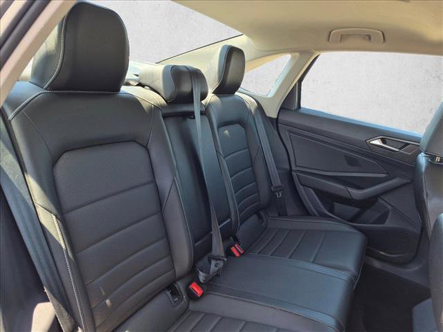 Used 2024 Volkswagen Jetta SE FWD image 24