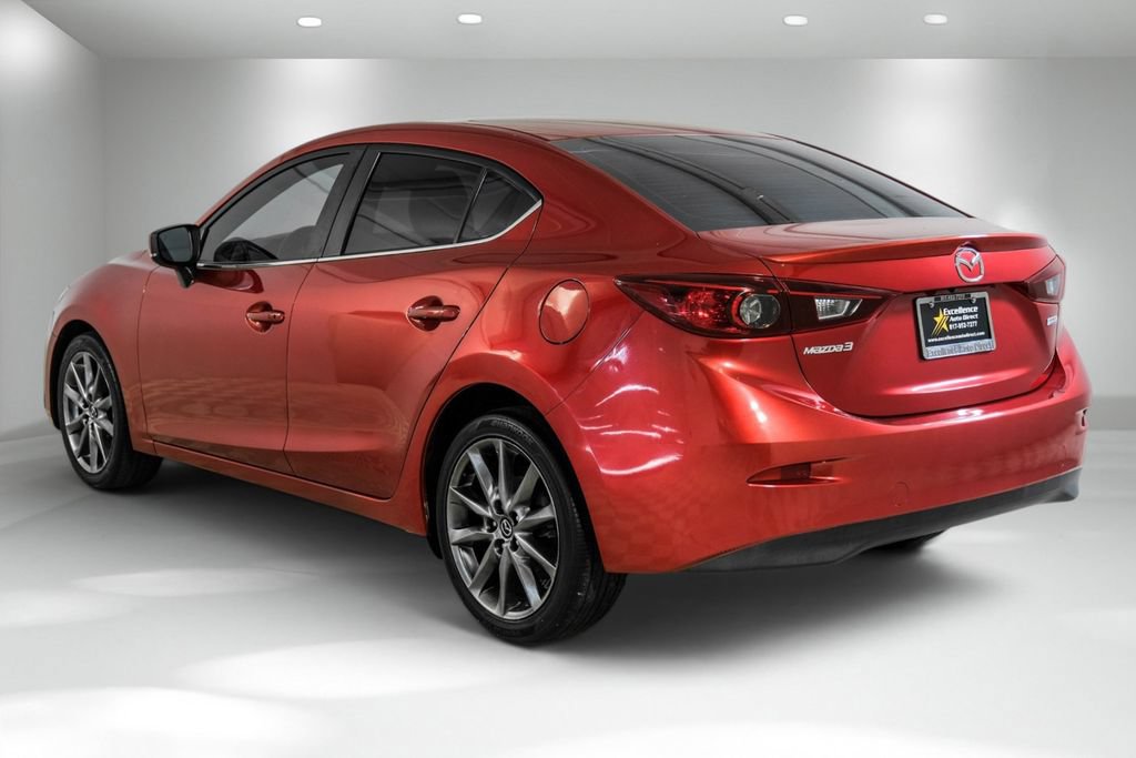 Used 2018 MAZDA MAZDA3 Touring FWD image 8