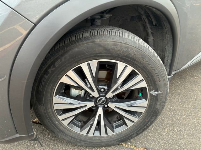 Certified 2023 Nissan Rogue SV w/ SV Premium B Package FWD image 10