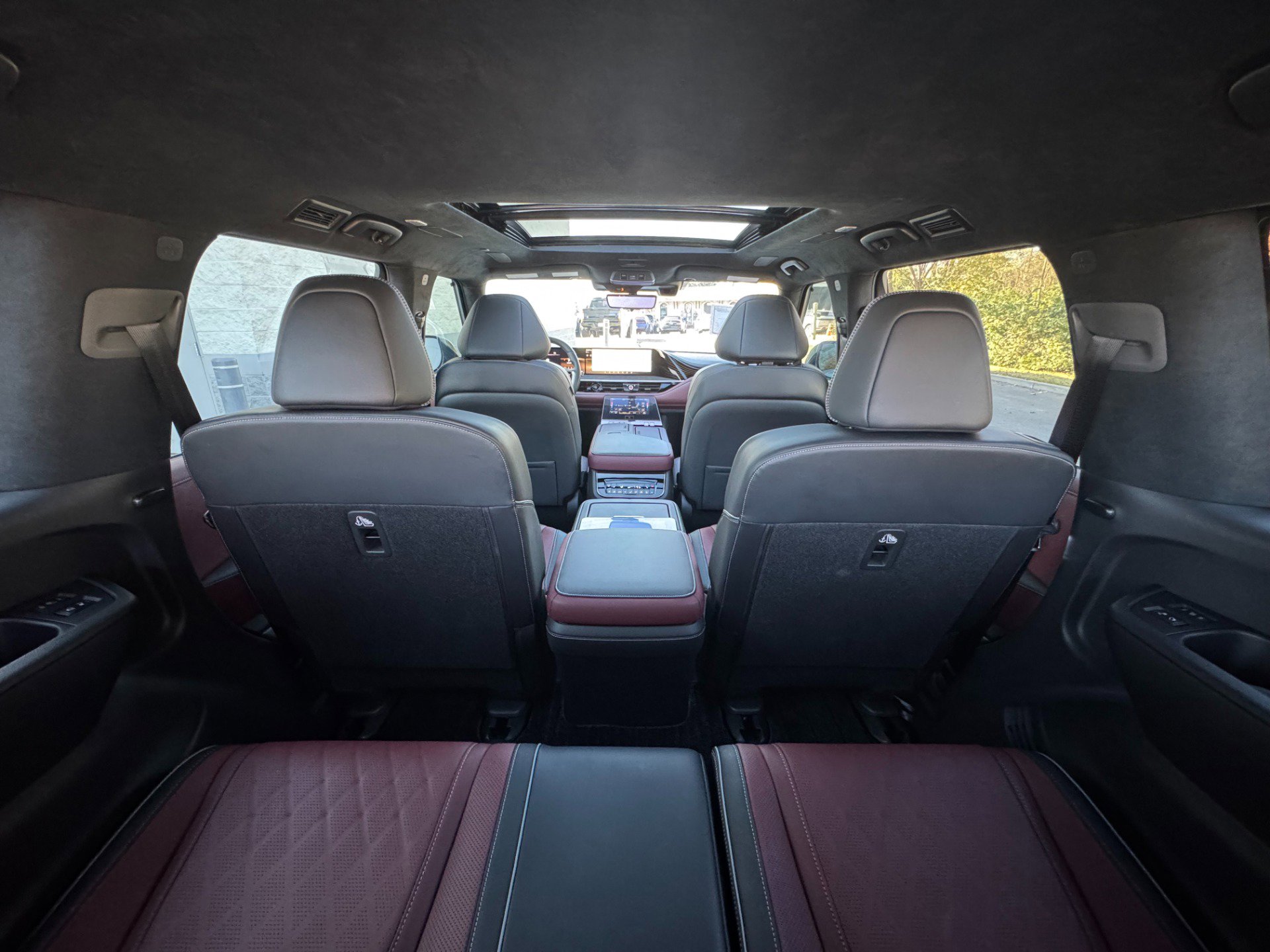 Used 2025 INFINITI QX80 Autograph w/ Autograph Exterior Package image 62