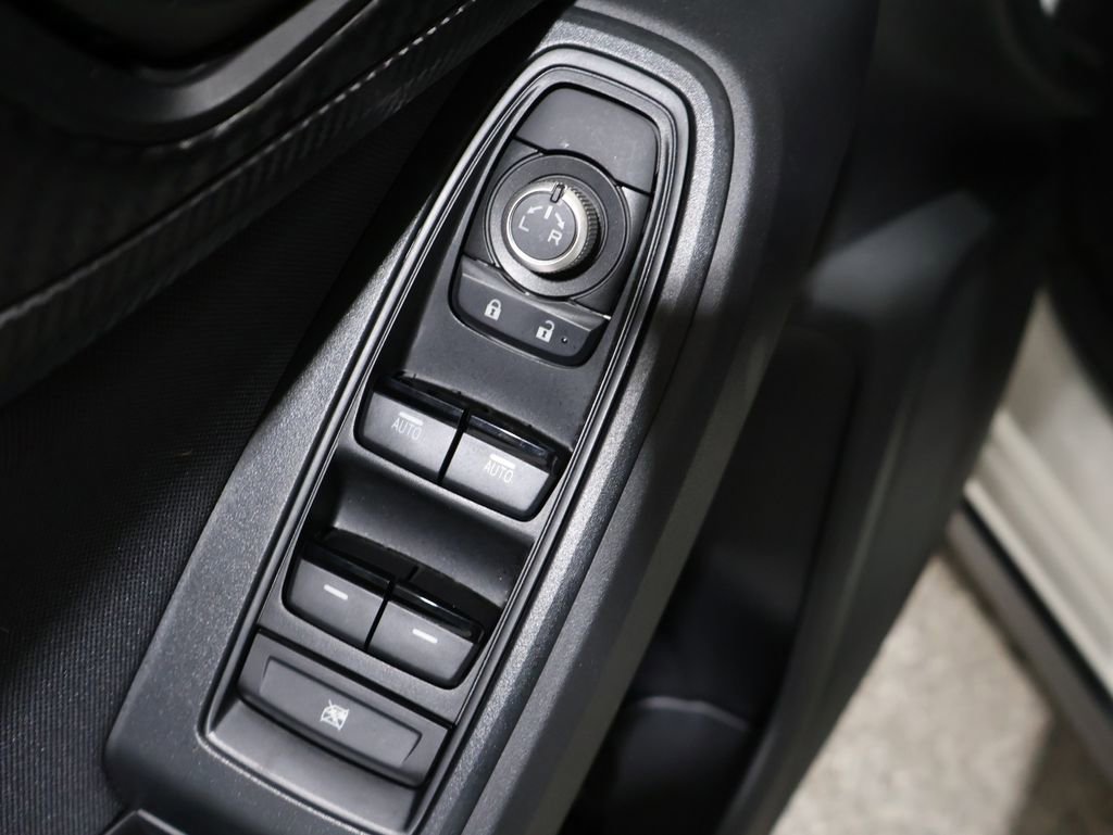 Used 2023 Subaru Crosstrek 2.0i Premium image 14