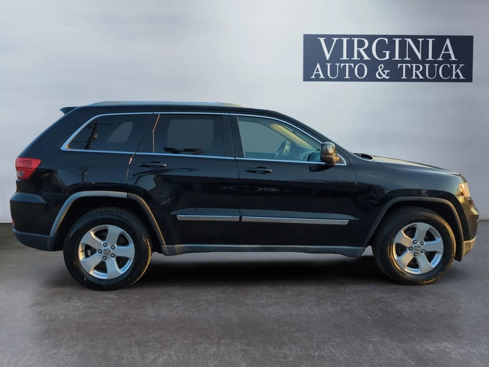 Used 2012 Jeep Grand Cherokee Laredo image 6