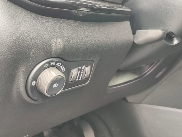 New 2026 Jeep Compass Latitude image 12