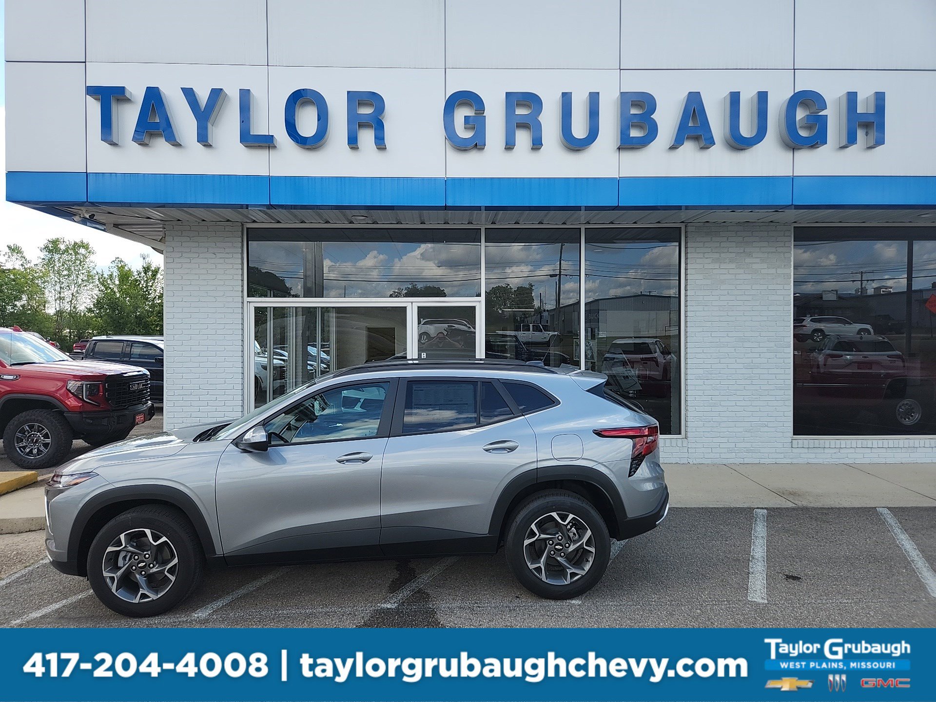 New 2025 Chevrolet Trax LT w/ Driver Confidence Package