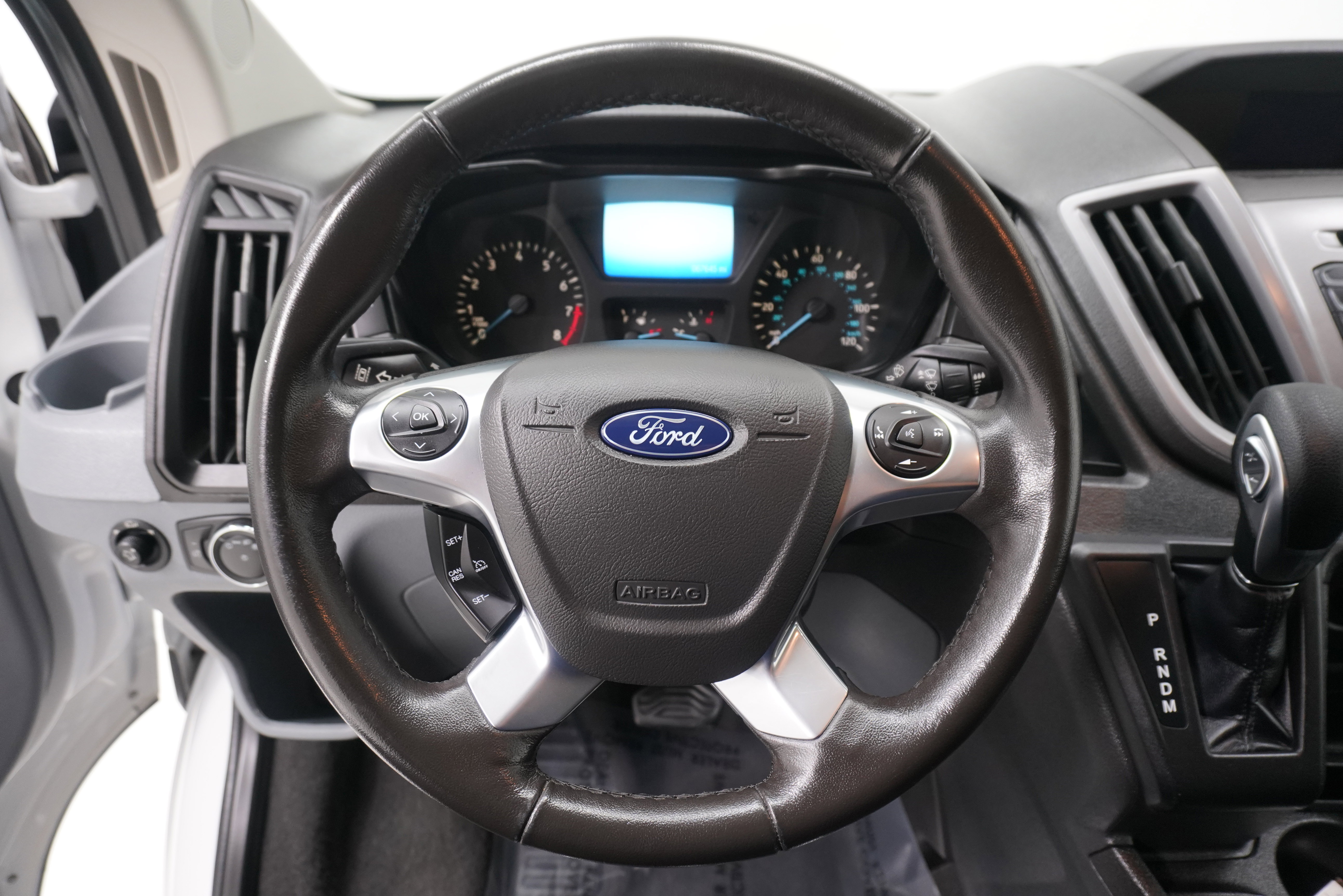 Used 2018 Ford Transit 150 XLT RWD image 11