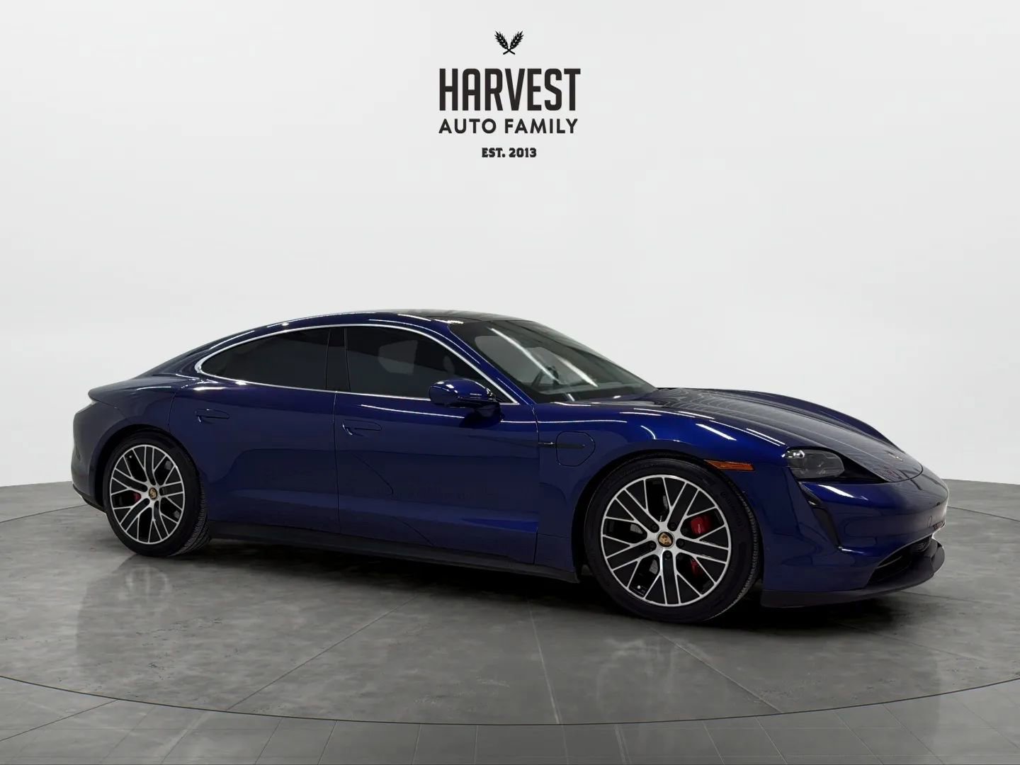 Used 2020 Porsche Taycan 4S image 8