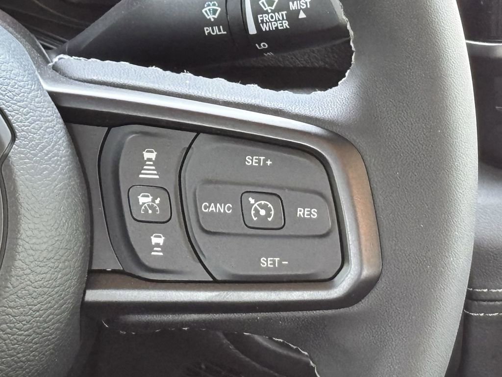 New 2025 Jeep Gladiator Sport image 13