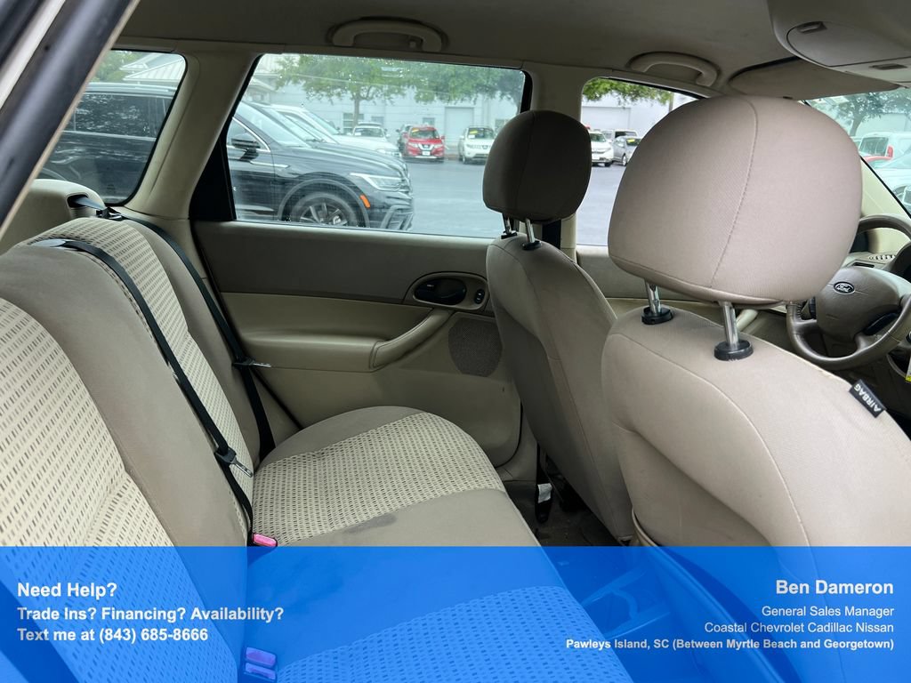 Used 2006 Ford Focus ZXW Wagon FWD image 12