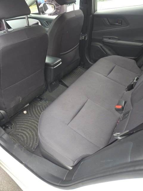 Used 2025 Toyota Prius LE FWD image 16