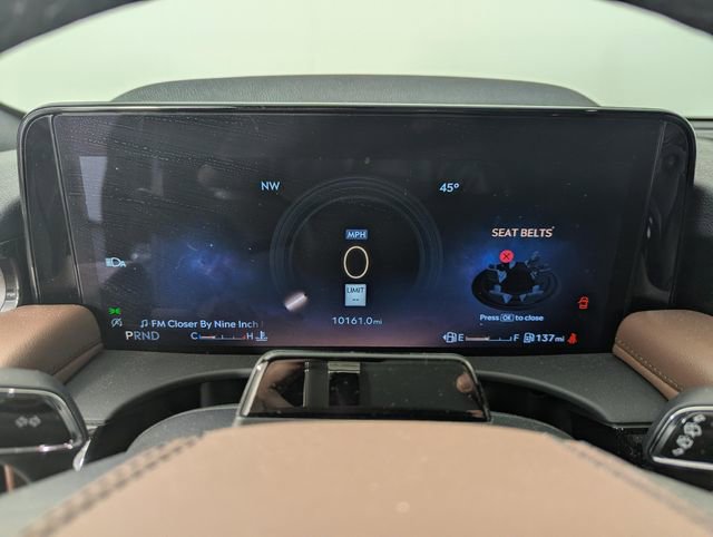 Used 2025 Lincoln Aviator Reserve w/ Equipment Group 201A image 13