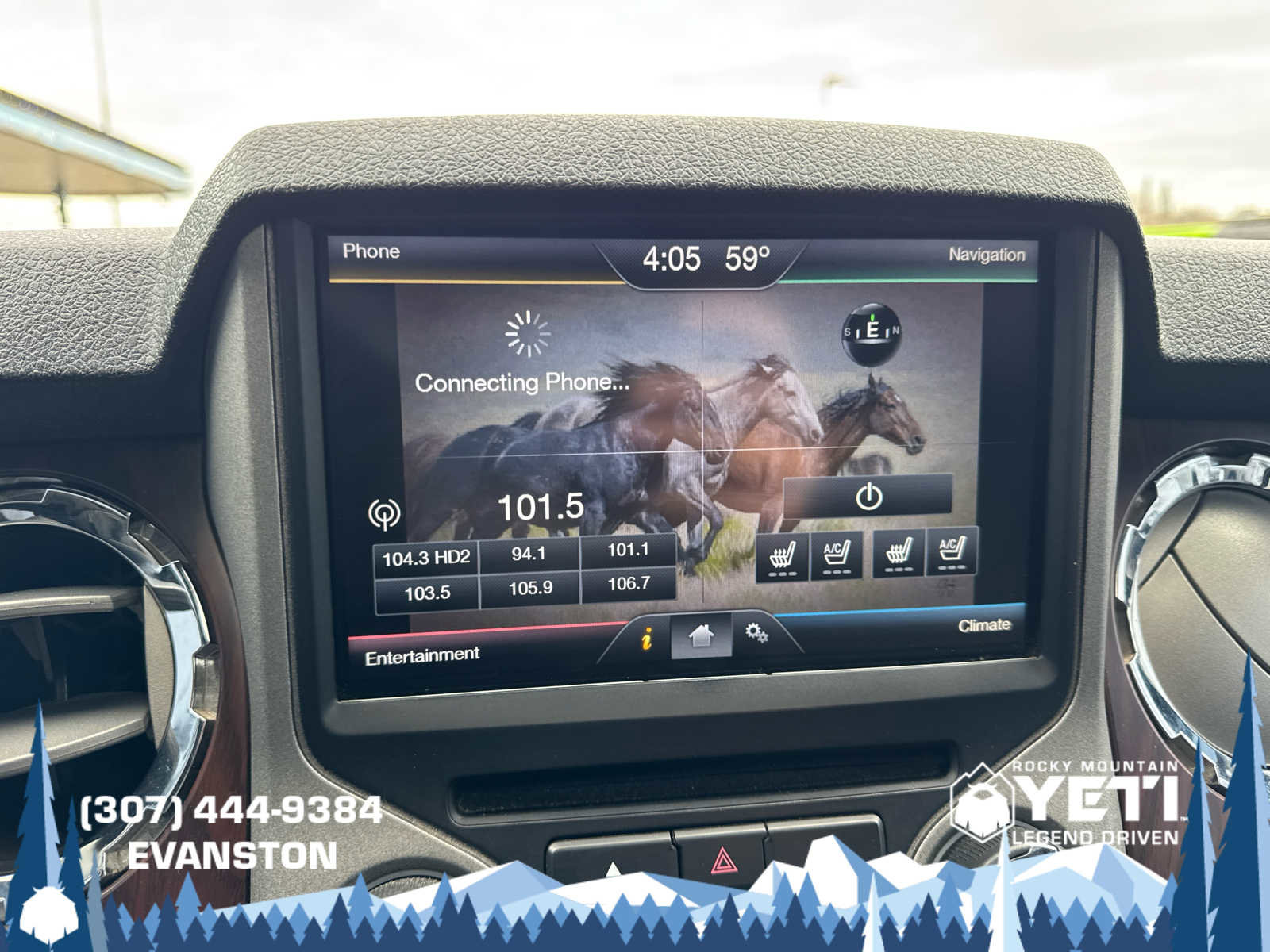 Used 2016 Ford F250 Lariat w/ Lariat Ultimate Package image 31