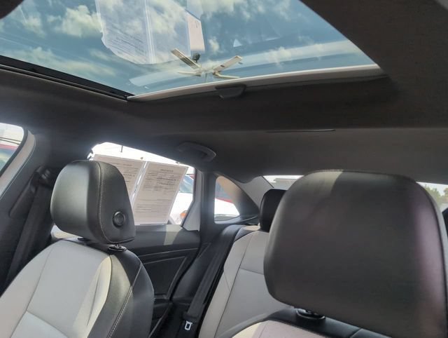 Used 2019 Volkswagen Jetta R-Line FWD image 18