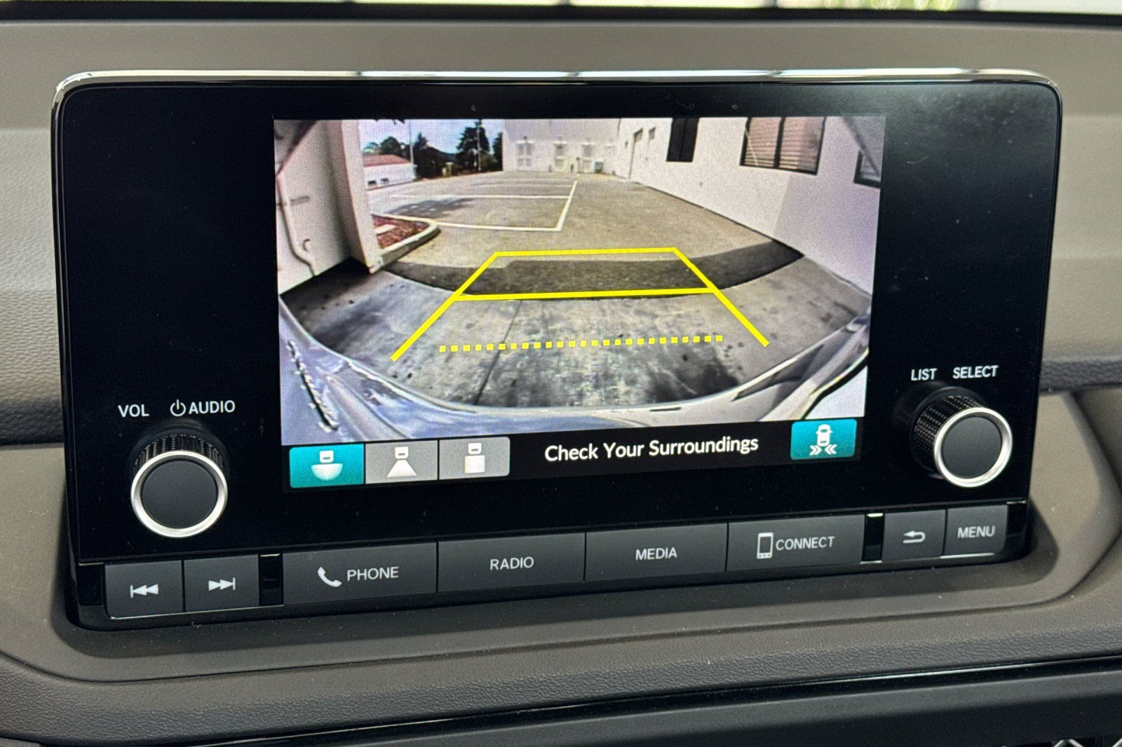 Certified 2025 Honda Accord SE image 19