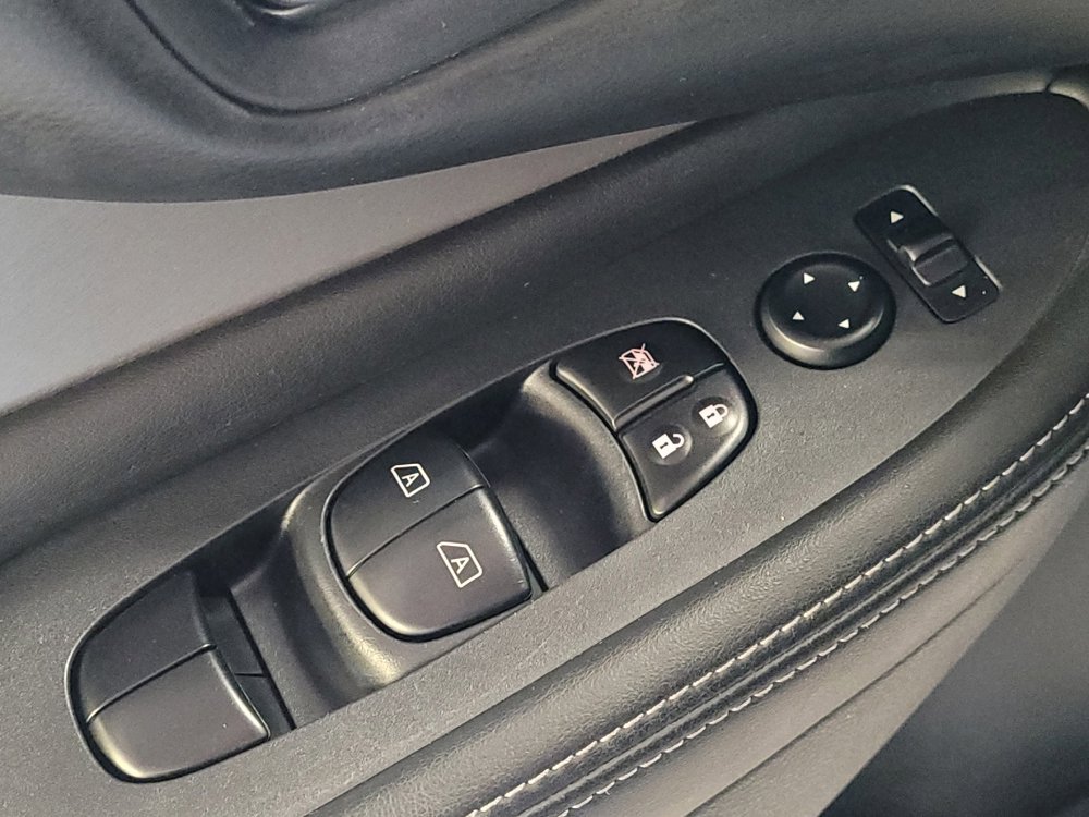 Used 2019 Nissan Murano SV w/ Premium Package FWD image 27