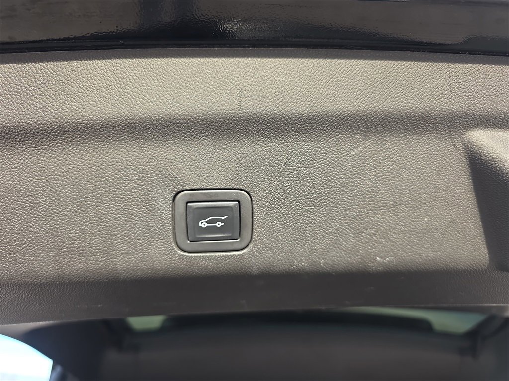 Certified 2023 Chevrolet Tahoe Z71 image 14