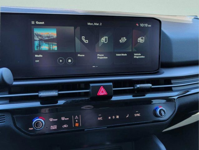 New 2026 Kia Sportage EX image 23