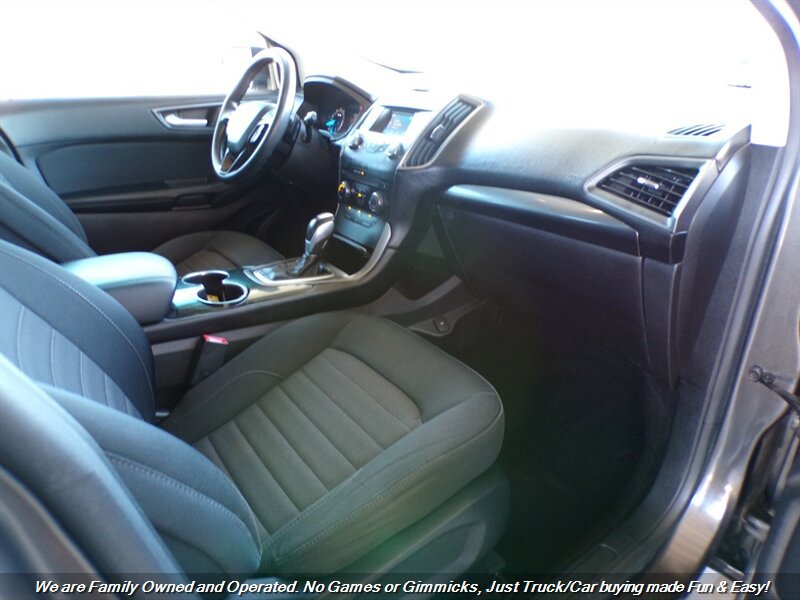 Used 2015 Ford Edge SE FWD image 29