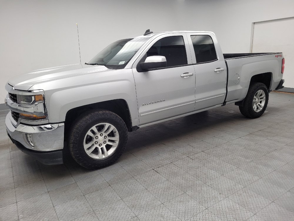 Used 2019 Chevrolet Silverado 1500 LT w/ All Star Edition AWD/4WD image 2