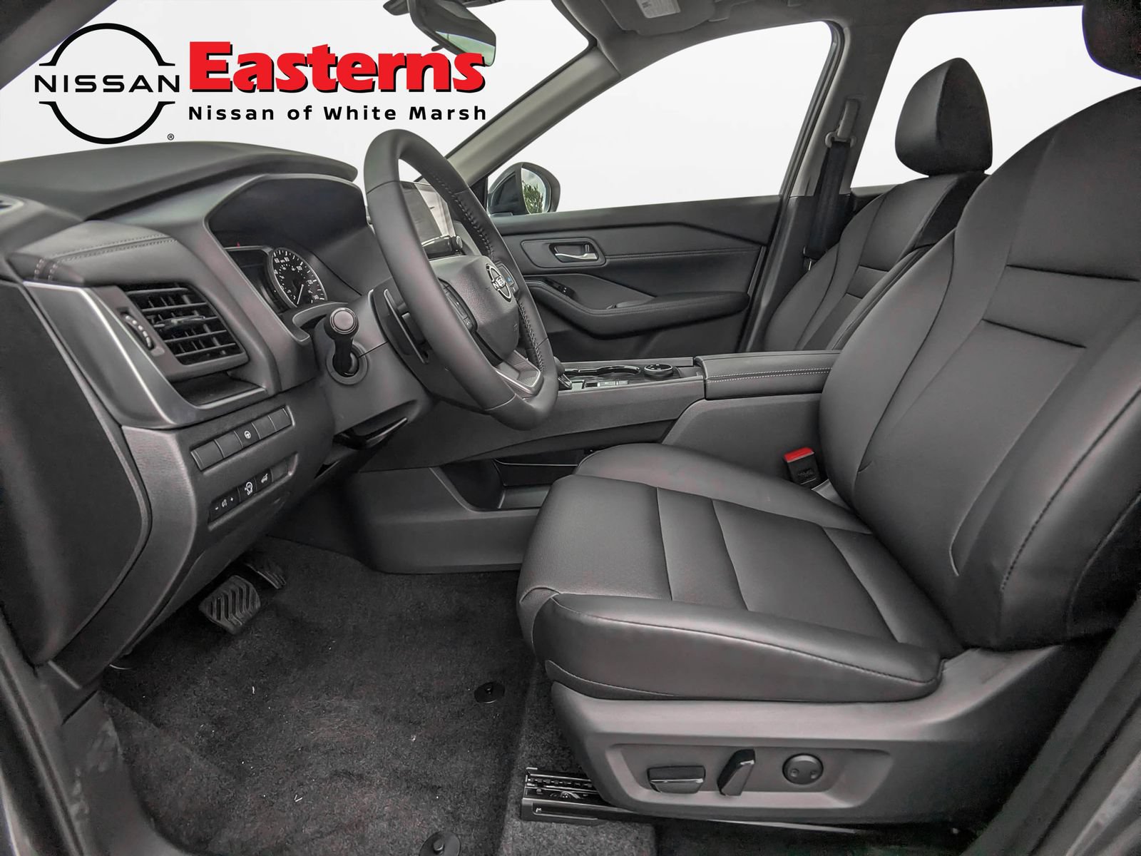 New 2026 Nissan Rogue Dark Armor AWD/4WD image 16