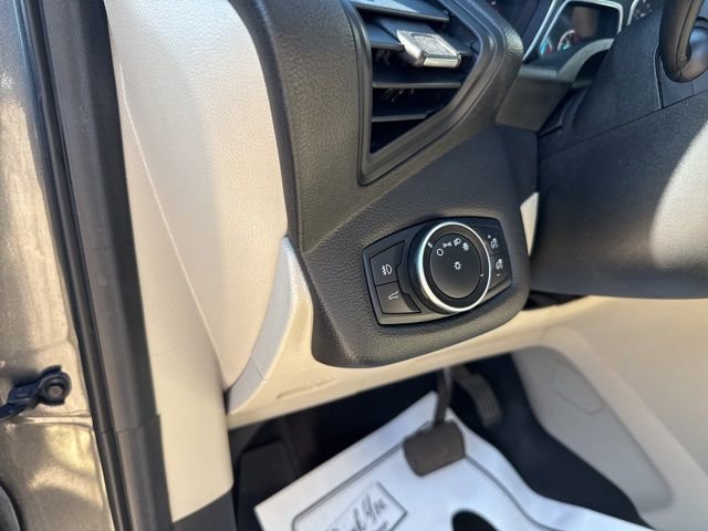 Used 2018 Ford Escape SE image 13