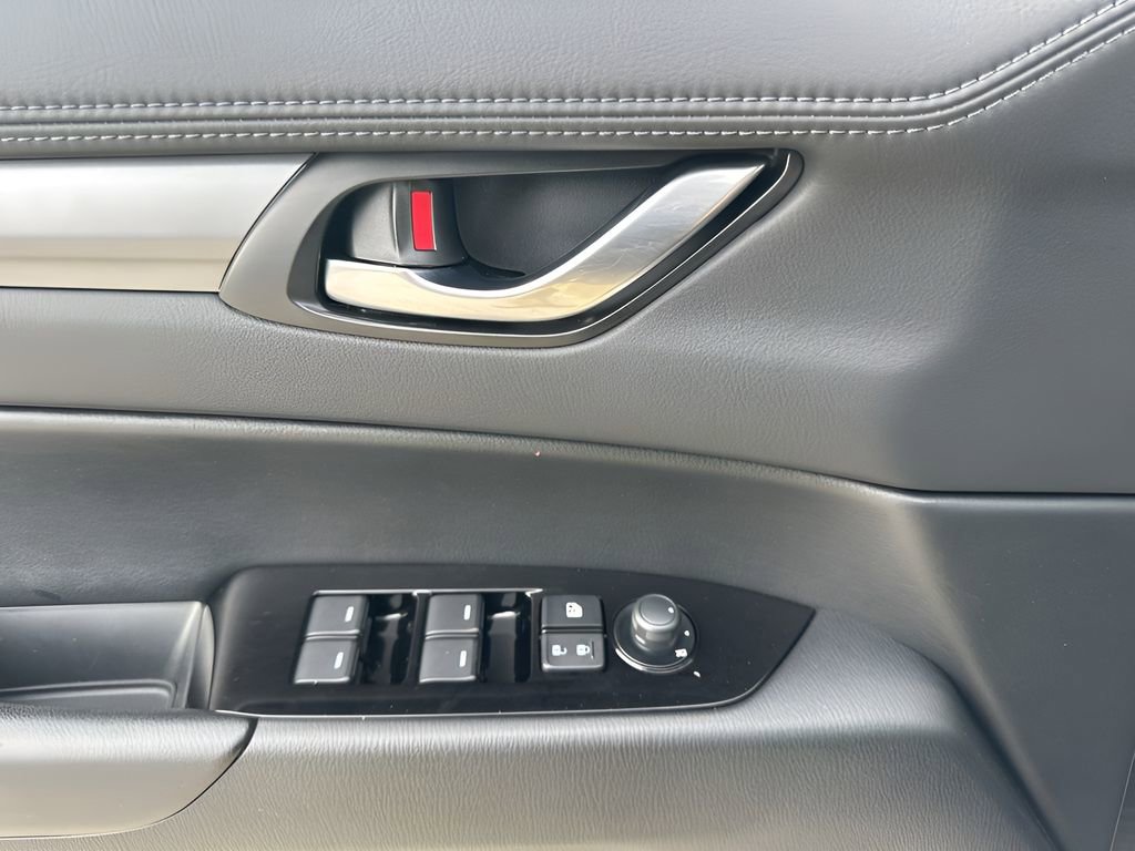 Used 2025 MAZDA CX-5 AWD 2.5 S w/ Select Package image 25