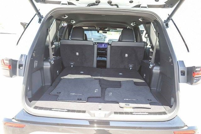 Used 2024 Lexus TX 500h AWD w/ Technology Package image 25