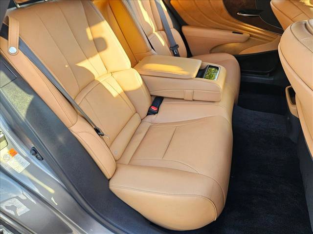 Used 2025 Lexus LS 500 RWD image 20