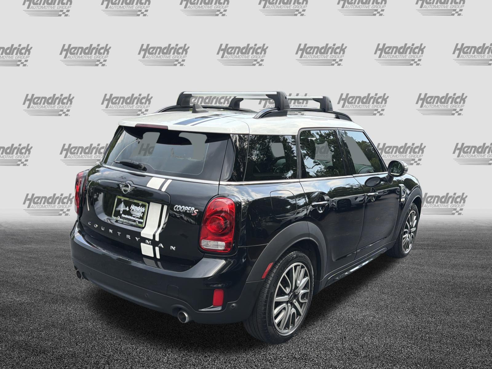 Used 2019 MINI Cooper Countryman S w/ Yin Yang Edition FWD image 10