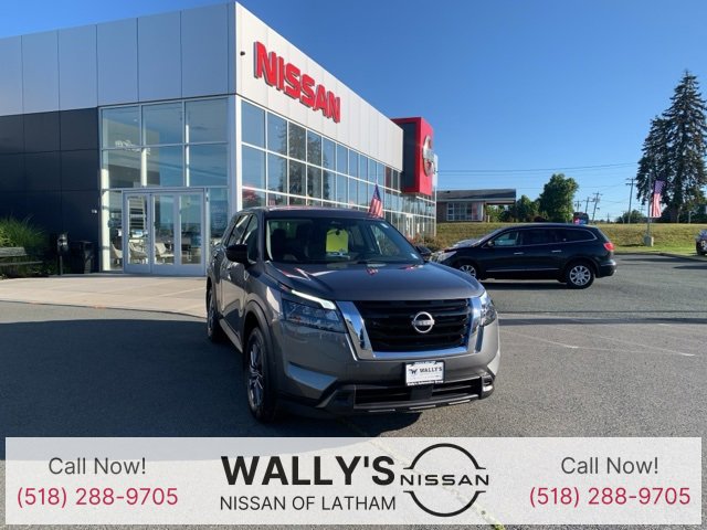 Used 2023 Nissan Pathfinder S