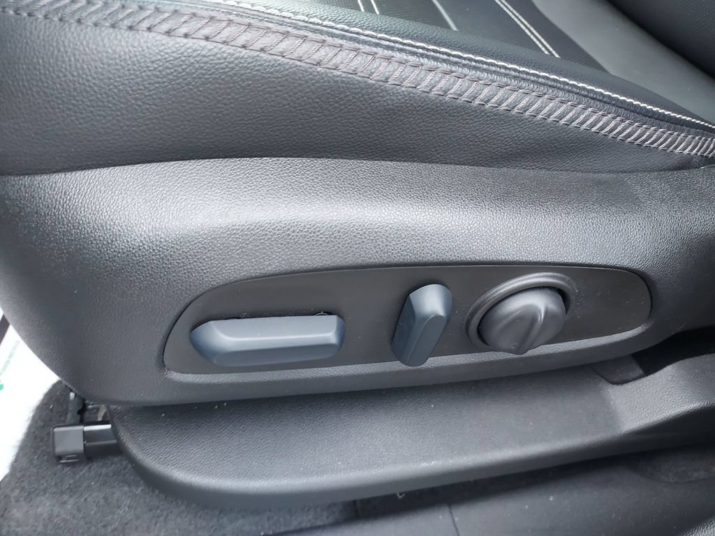 Used 2022 GMC Terrain Denali AWD/4WD image 18