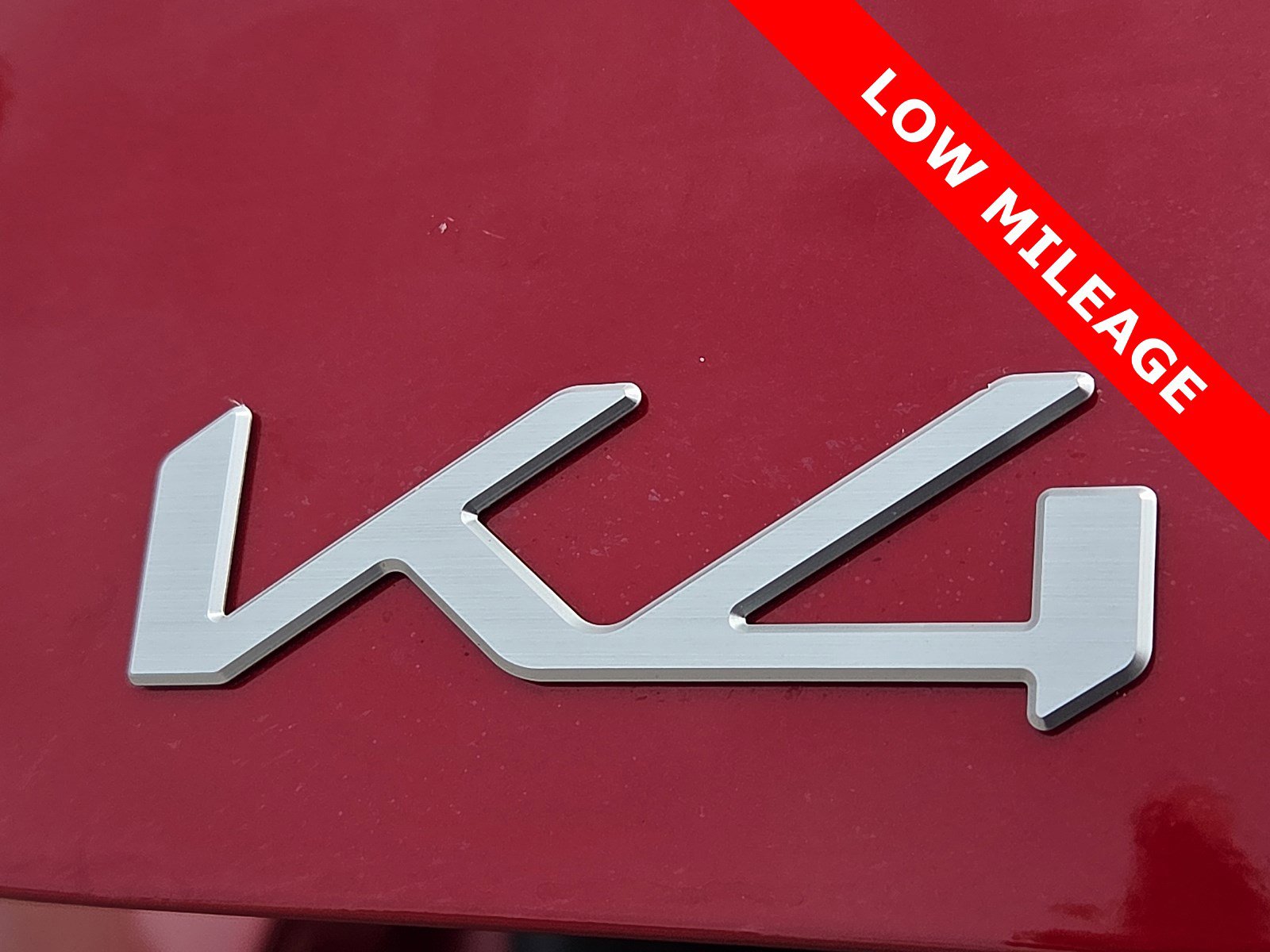 Used 2025 Kia K4 LXS image 8