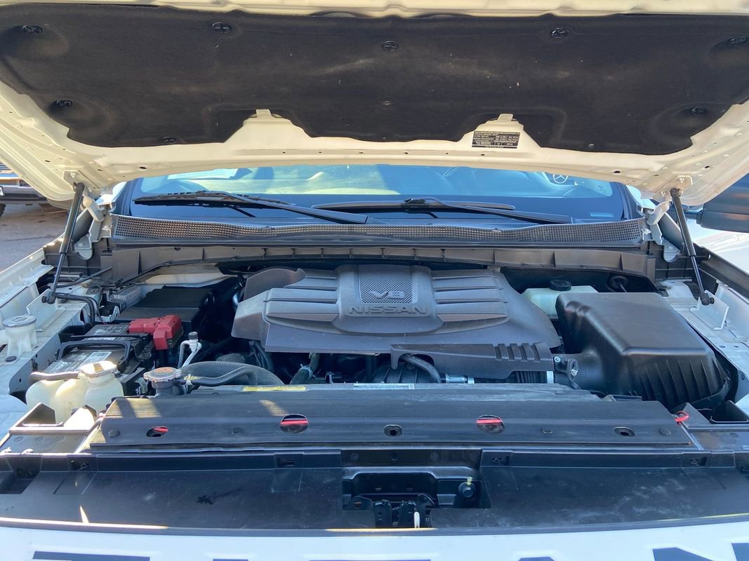 Used 2023 Nissan Titan SV w/ SV Convenience Package image 34