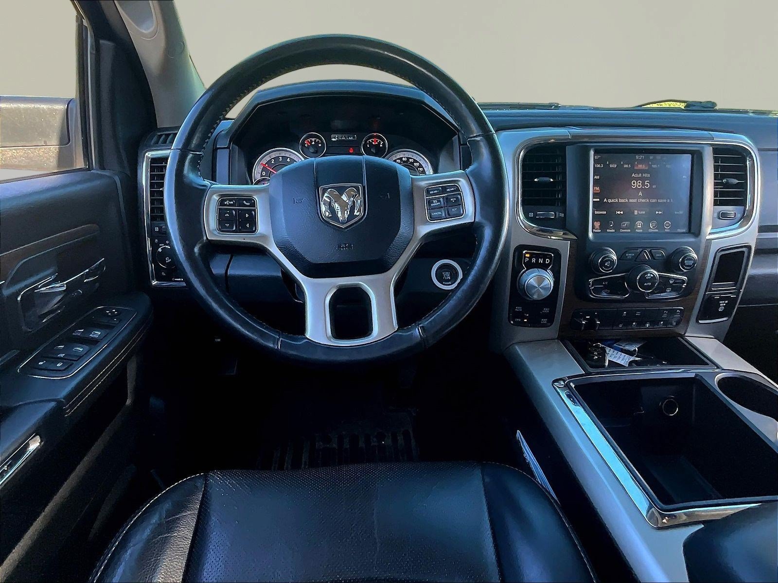 Used 2015 RAM 1500 Laramie w/ Convenience Group AWD/4WD image 16