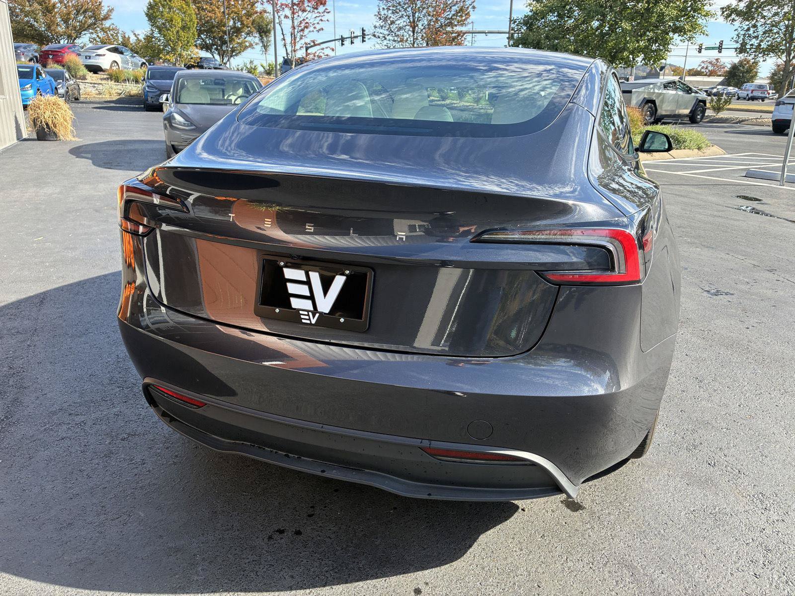 Used 2025 Tesla Model 3 Long Range RWD image 5