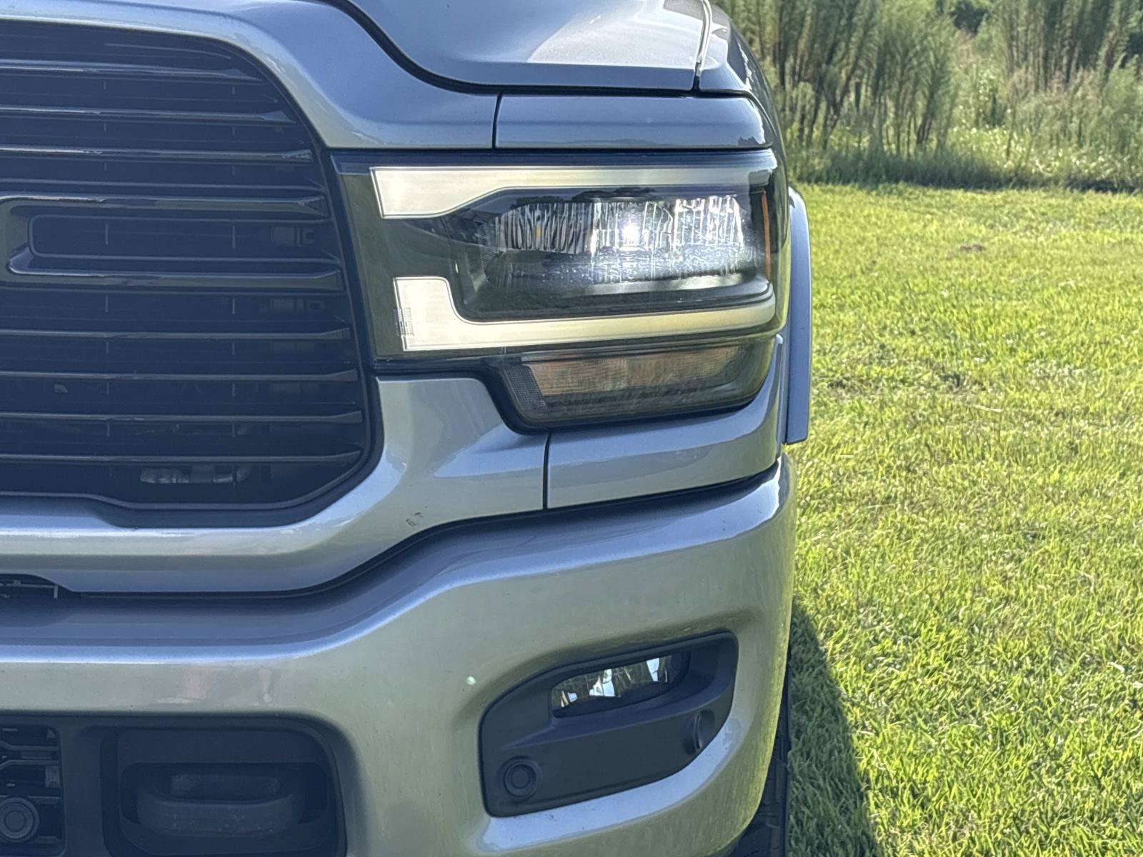 Used 2019 RAM 2500 Laramie AWD/4WD image 9